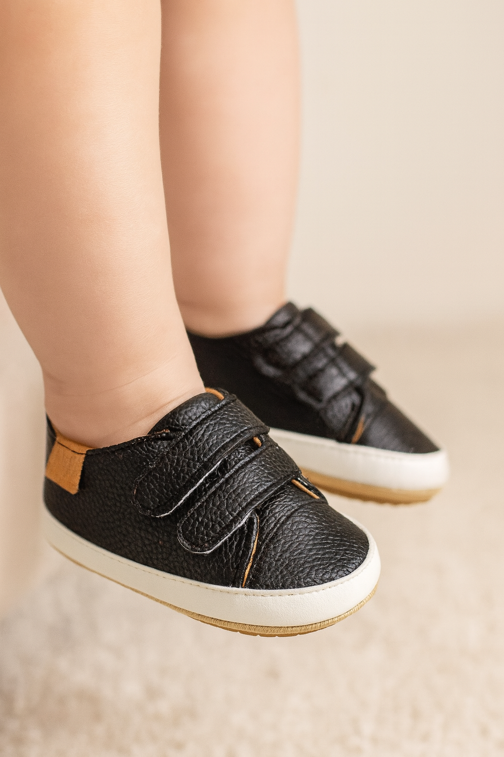 Tênis Infantil com Velcro - Confortável, Leve e Fácil de Calçar