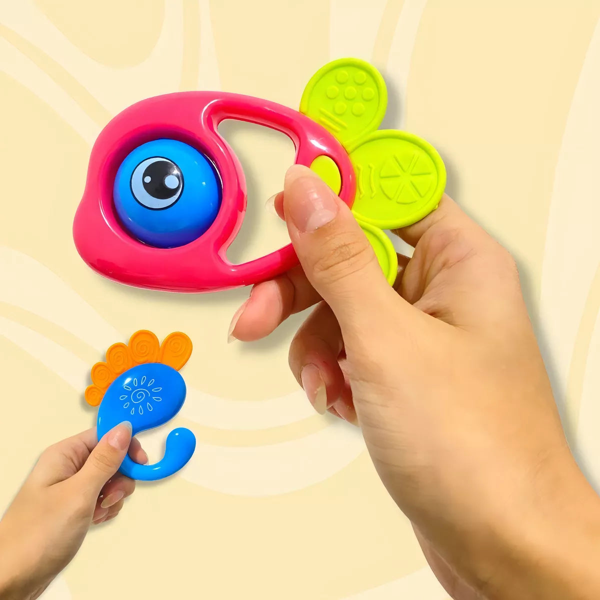 Kit de Chocalhos para Bebê com 4 Peças – Coloridos, Estimulam Coordenação e Desenvolvimento