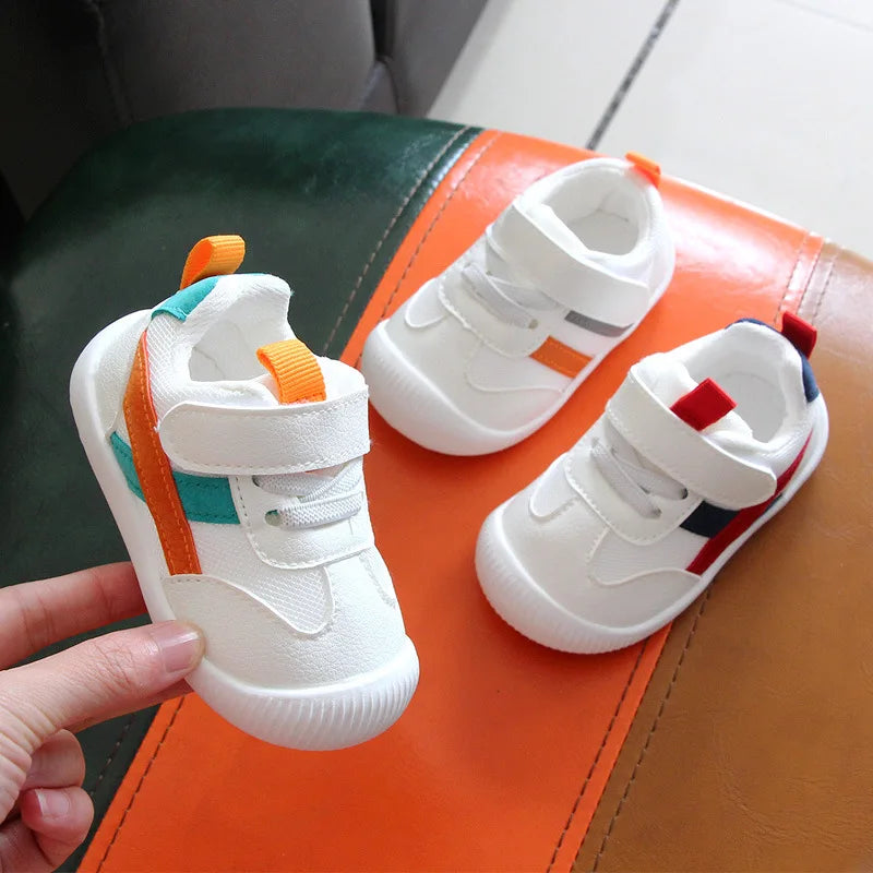 Tênis de Velcro Branco