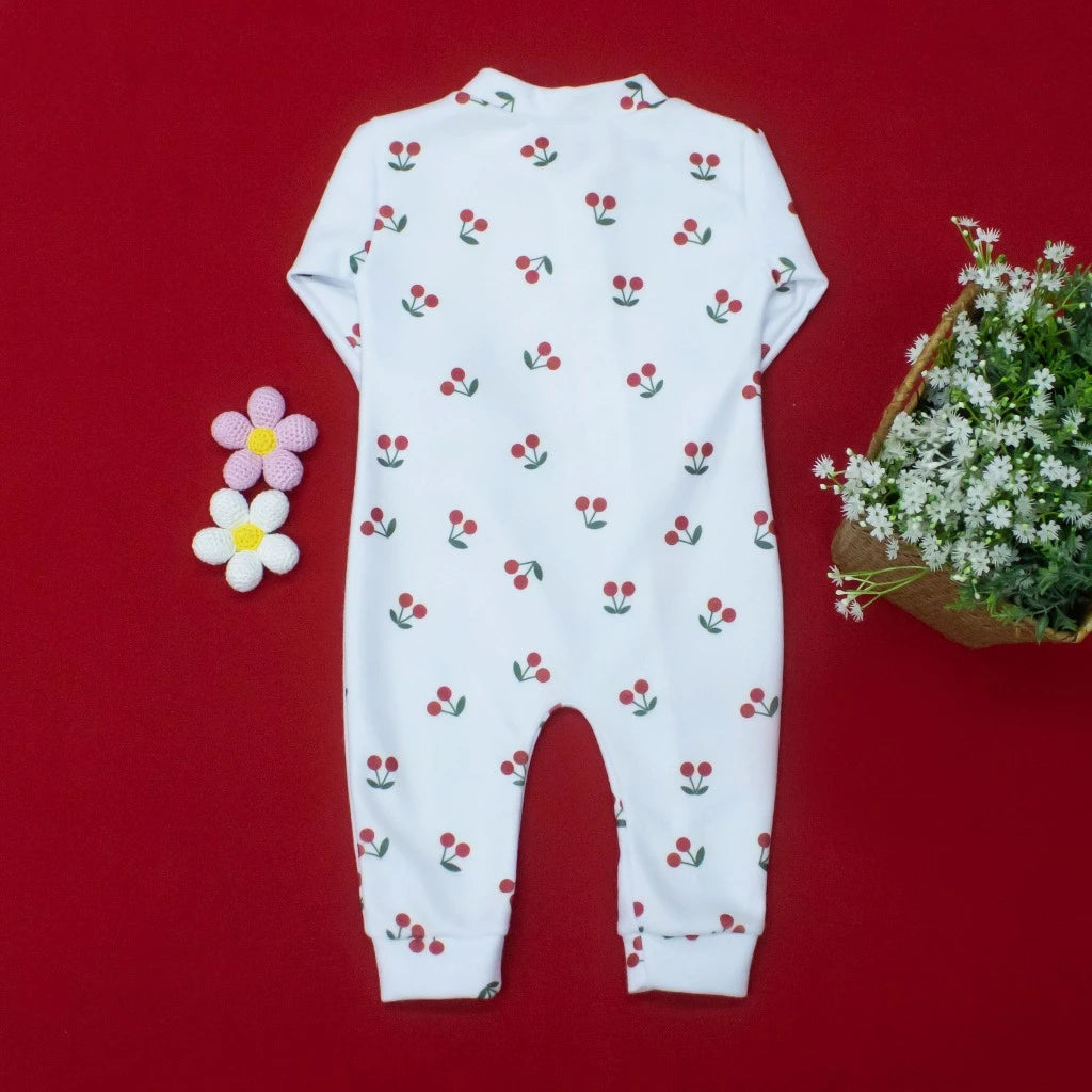 Macacão Soft para Bebê com Zíper e Estampa de Cerejinha – Quentinho e Confortável para o Inverno