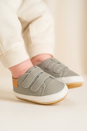 Tênis Infantil com Velcro - Confortável, Leve e Fácil de Calçar